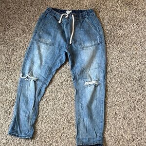 Distressed Jeans